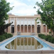 خانه شکوهی